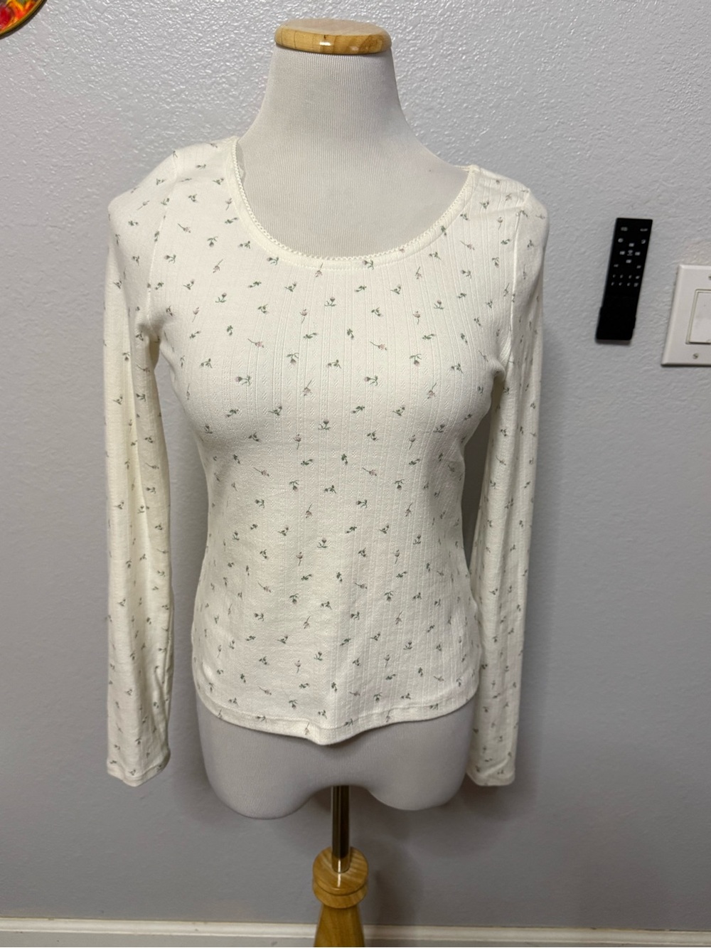 SO Cream Ribbed Long-Sleeve Top with Tiny Green Floral Motif
